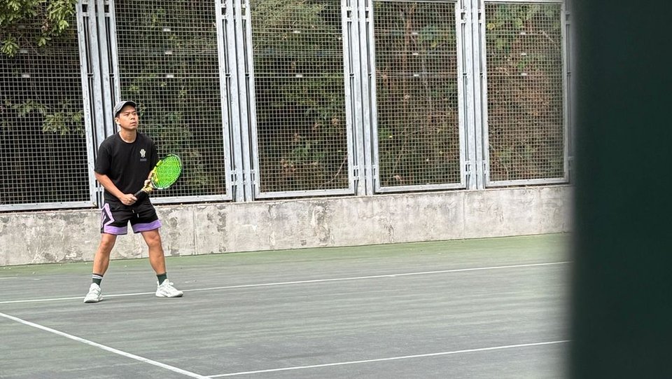 Tennis - the quiet teacher